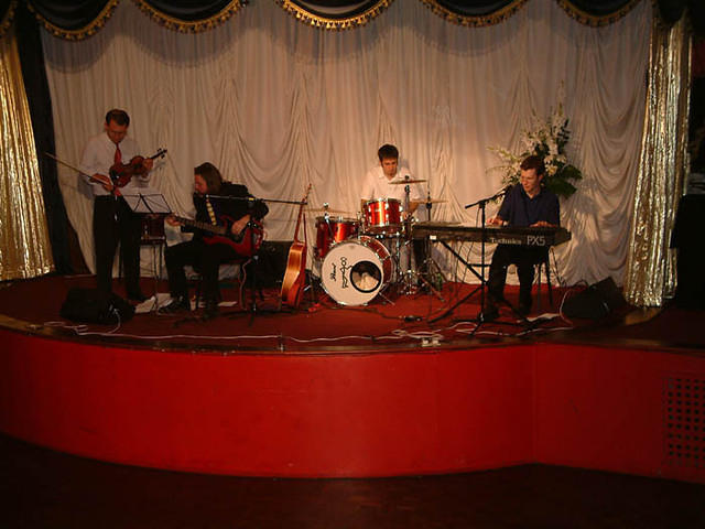 Da band! Kirsty's brother on a nice vintage kit.