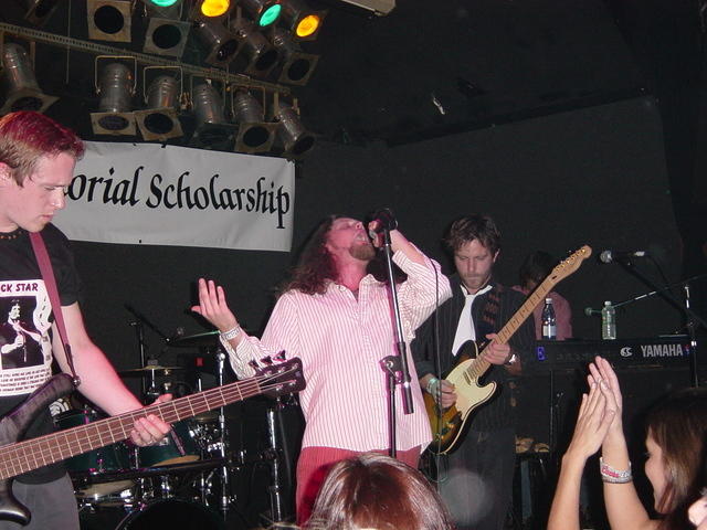 ~~ CLAD ~~

Photo: Ron and Sarah