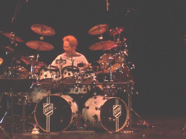 RVH Drum Workshop

(Modern Drummer Editor)