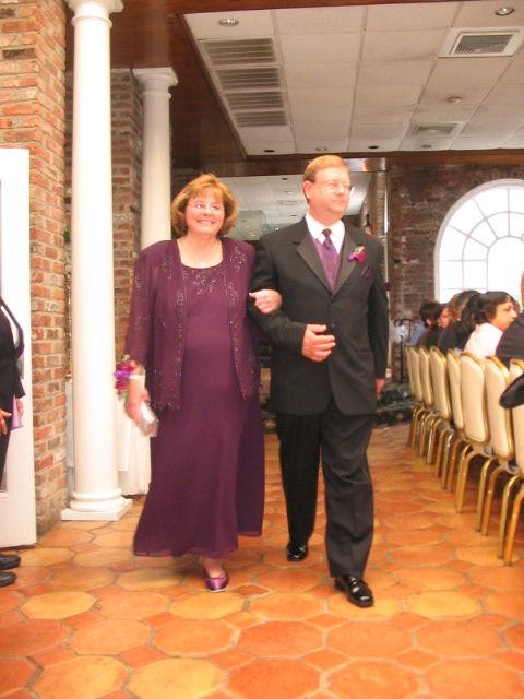 2006_0610_MrAndMrsRobbins.jpg