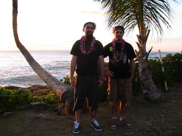 2006_0116_NickAndJessAtLuau