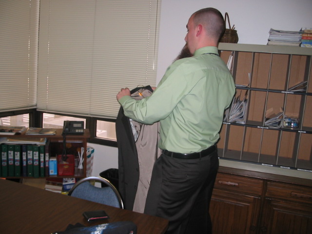 2006_0117_PuttingOnTheJacket