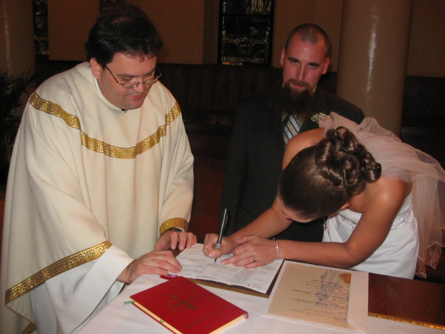 2006_0117_SigningMyLifeAway