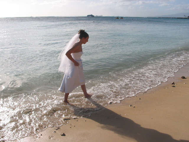 2006_0117_cantKeepMeOutOfTheWater