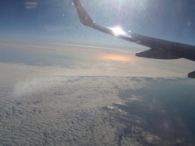 2009_1122PrettySky1.JPG