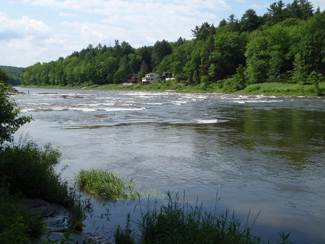 2009_0530SkinnersFalls.jpg