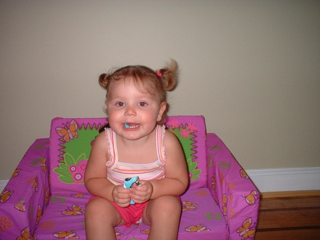 2003 0906BeanOnHerBirthdayCouch