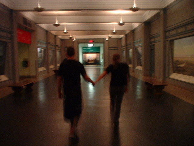 2004 1003 LoveyWalkingThroughExibits