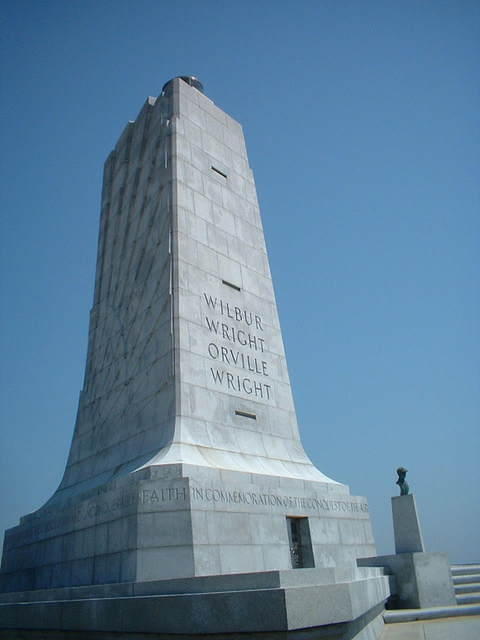 2004 0418WrightBrothersMemorial2