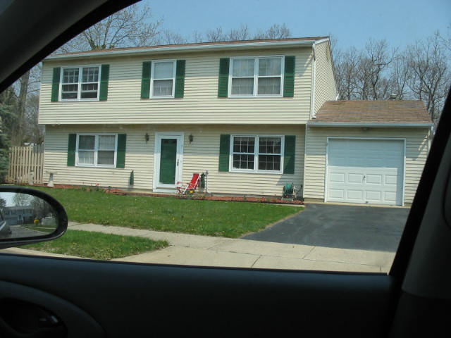 2005 0419 5TeaberryLane