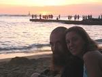 2006_0115_JessesAndMyFirstHawaiianSunset