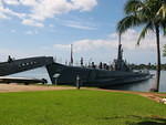 2006_0115_USSBowfin