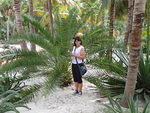 2009_1124MommyAndAHugePlant1.JPG