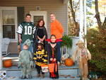 2004 1031 TrickOrTreatingGang