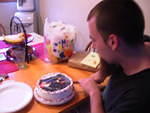 2004 0412jessecuttingcake